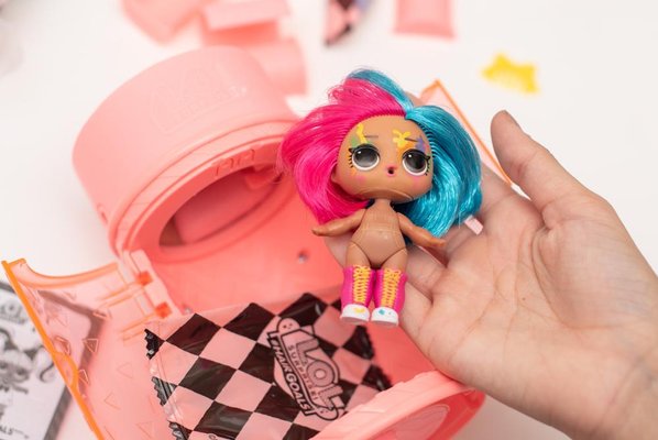 Maison LOL Surprise OMG – Nouvelle maison de poupée en bois véritable