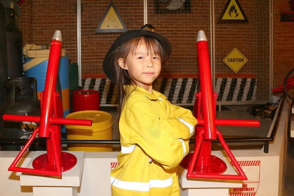 Déguisement pompier enfant mixte - Costume pompier fille et garçon