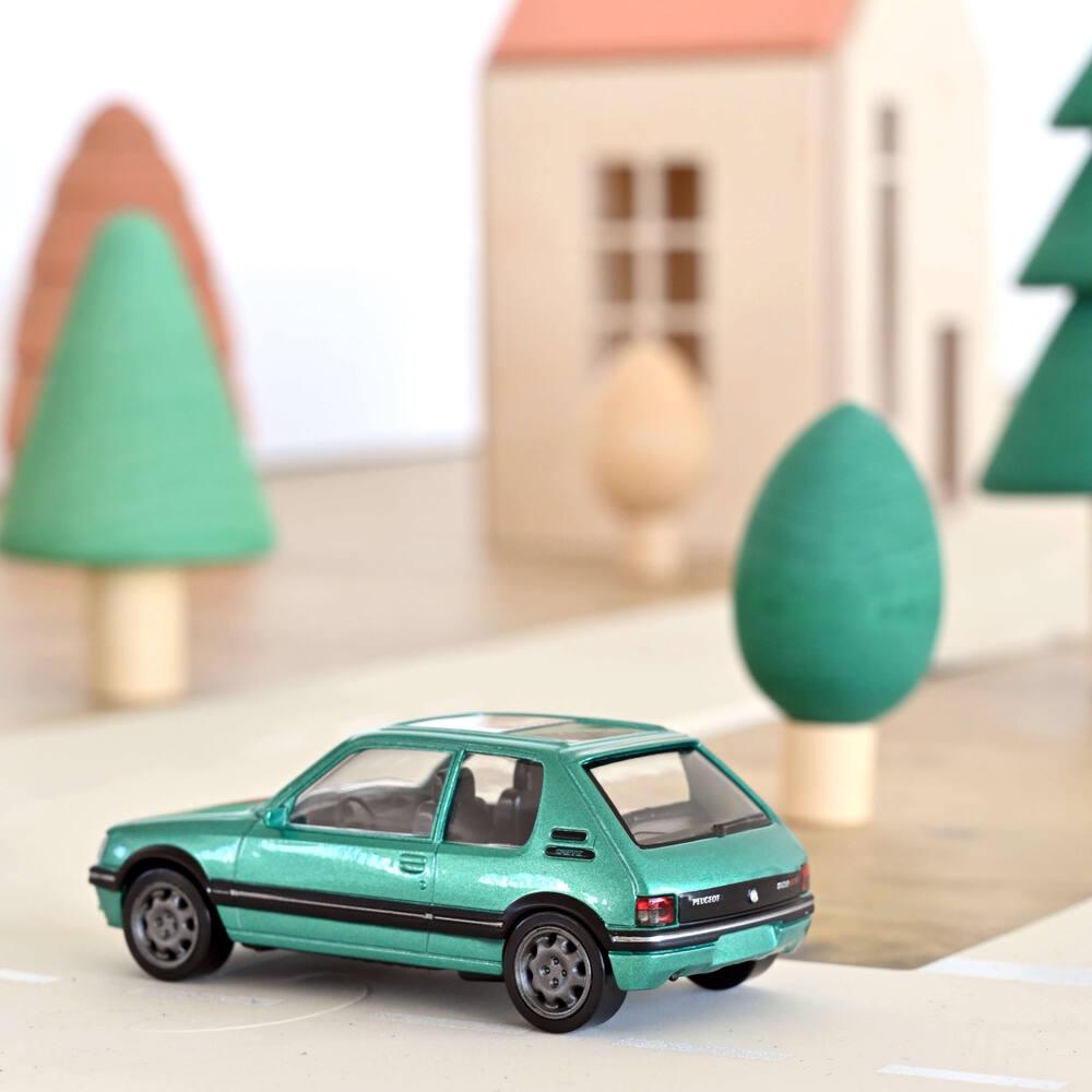 Miniature Norev 1/43 Peugeot 205 GTI – Rare – Excellent état