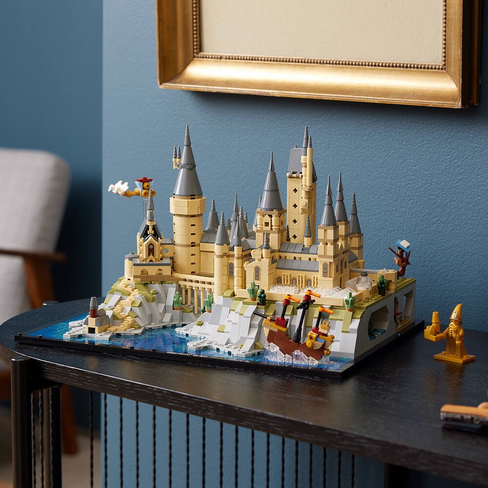 Soldes LEGO Harry Potter - Le château et le domaine de Poudlard