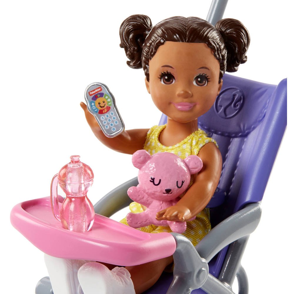 barbie coffret baby sitter poussette