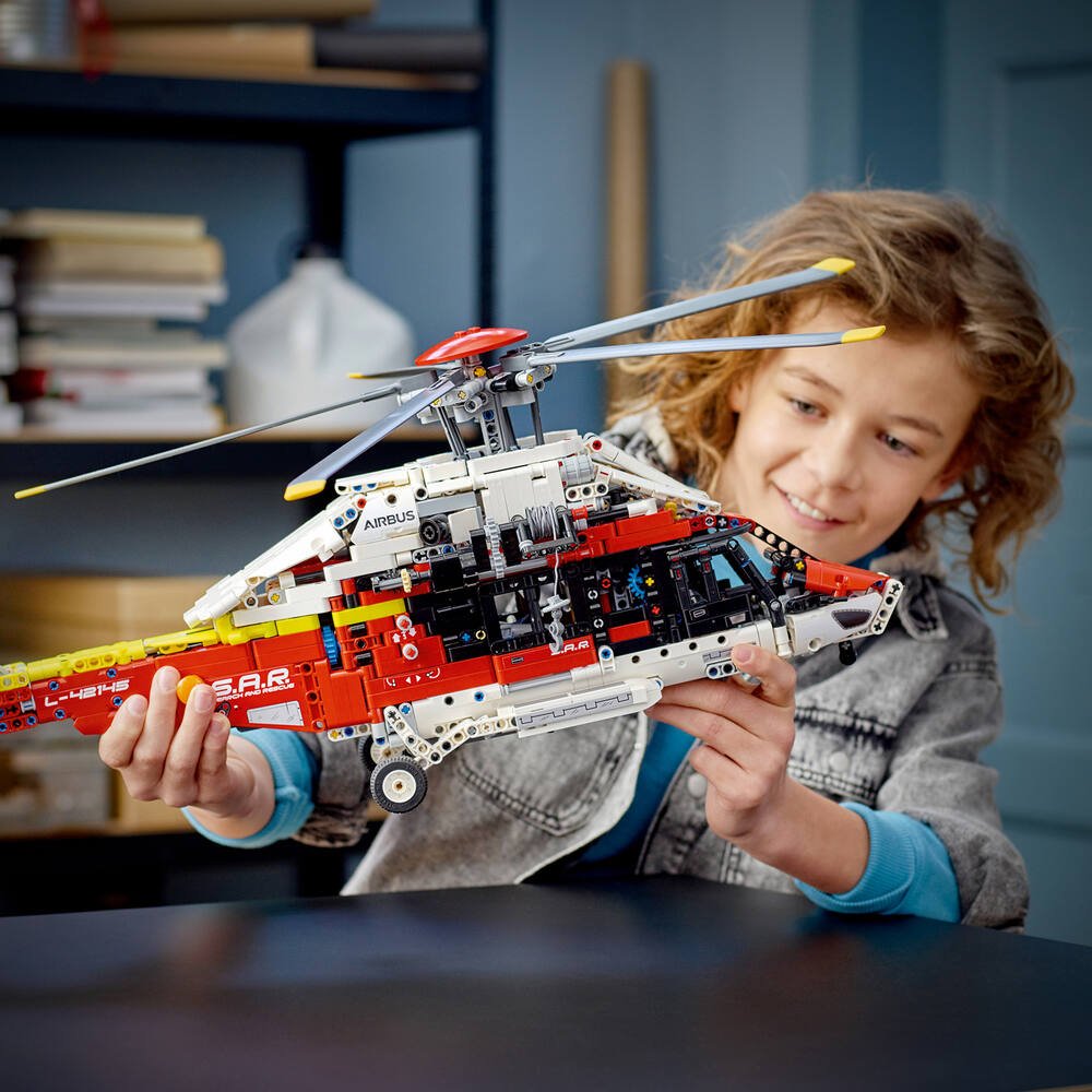 Lego®technic 42145 - l'helicoptere de secours airbus h175, jeux de  constructions & maquettes