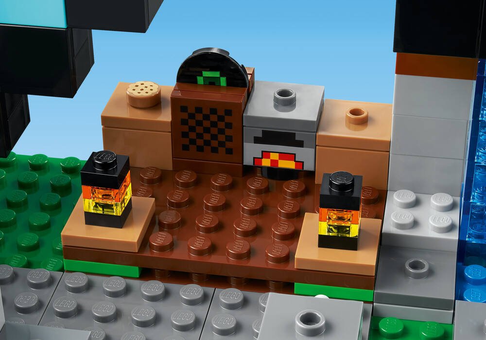 LEGO® Minecraft® 21244 L'avant-poste de l'épée - Lego