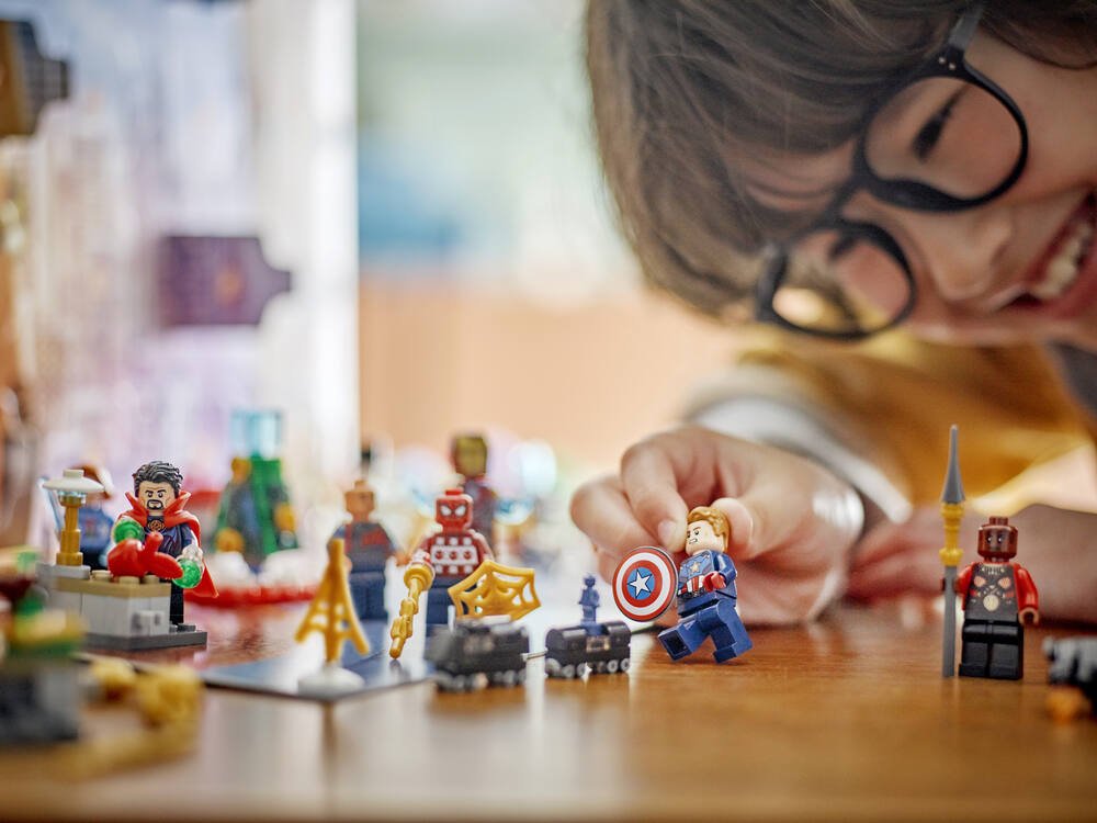 Lego 76196 marvel le calendrier de l'avent des avengers jouet enfants 7 ans  avec spider-man et iron man cadeau noël - La Poste