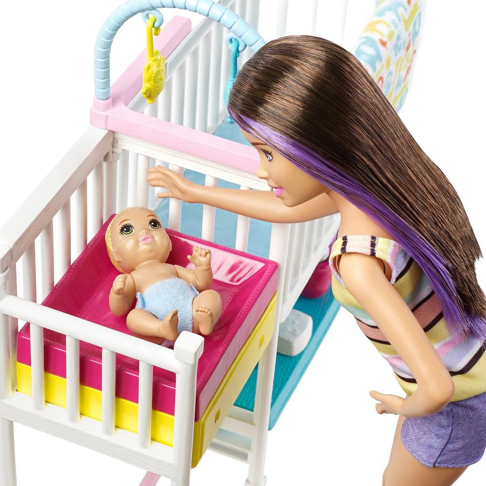 Barbie Poupee Skipper Chambre Des Jumeaux Poupees Joueclub