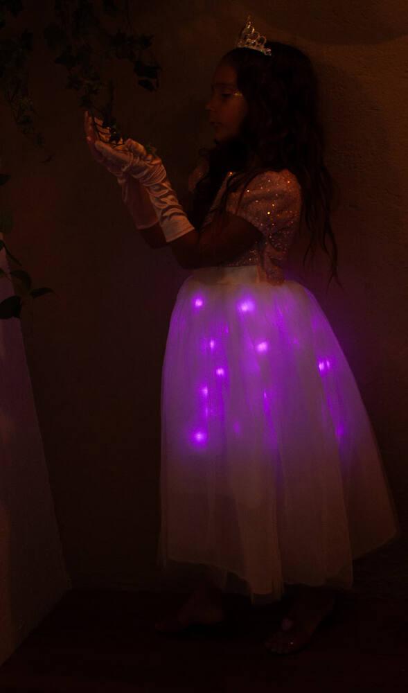 Robe Princesse Avec Lumières LED Musicales - Costume Fille Contrôle APP, 6 Accessoires Pour Fête Halloween Noël
