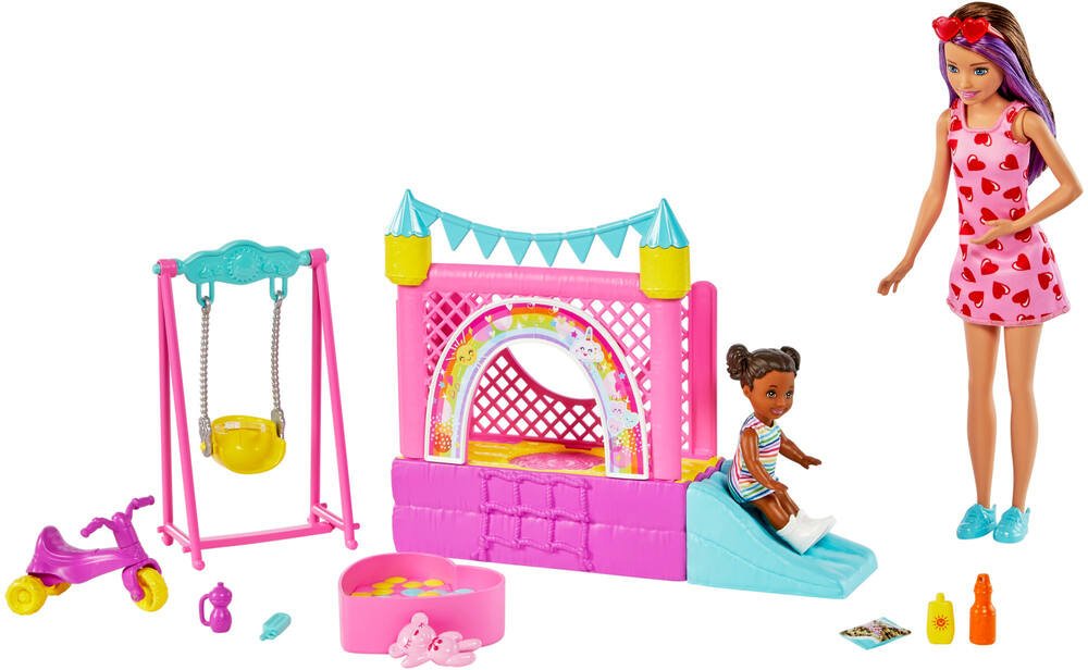 Coffret Poupée Barbie Skipper Baby-Sitter Poussette Mattel : King Jouet,  Barbie et poupées mannequin Mattel - Poupées Poupons