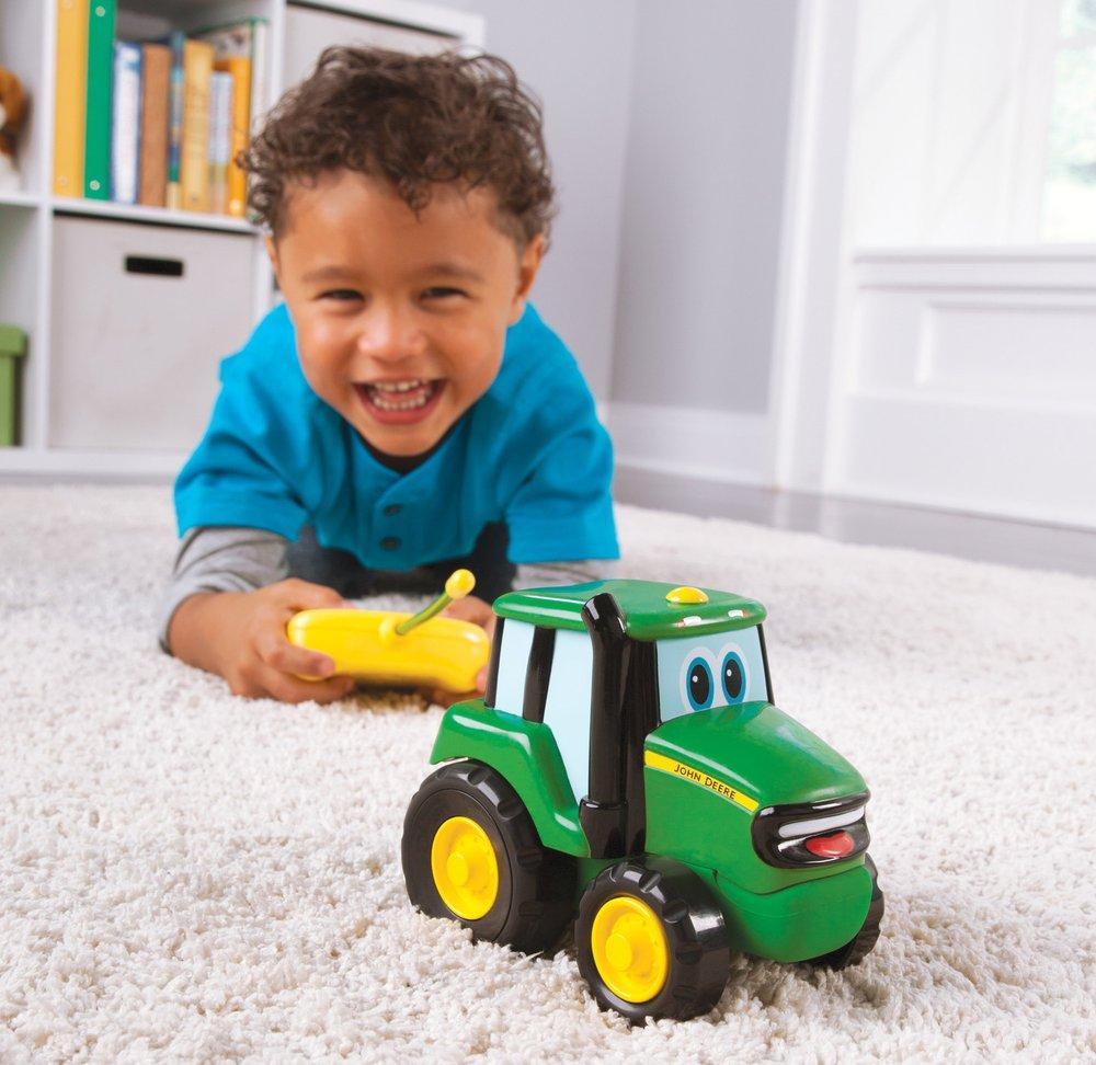 JONRRYIN Tracteur Télécommandé Enfant 6 Canaux – 16 Accessoires, 2 Batteries, App Et Télécommande 2,4 GHz, Ferme Pour Enfants