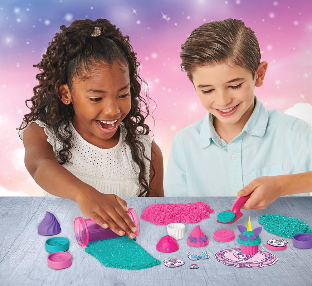 L'Ecole des Licornes Poupée Ava & Unicorn Leaf Stal Set de jeu color