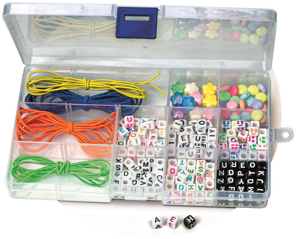 Clementoni Mon Atelier De Bracelets – 100 Perles, Chaînes, Fermoirs, Livret Illustré – Kit Bijoux DIY Dès 7 Ans